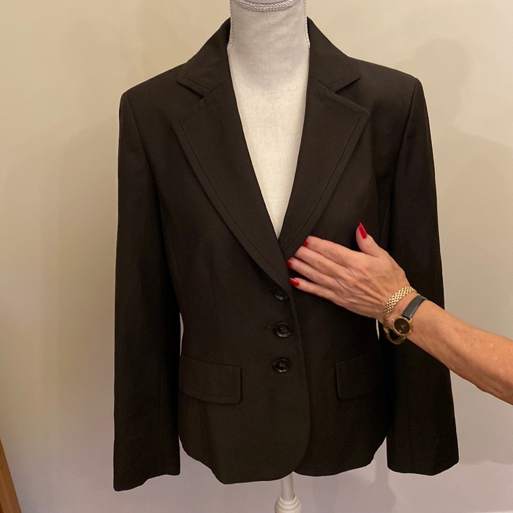 Ann Taylor Brown Tailored 3 Button Blazer Size 6 & Signature Fit Pants in size 4